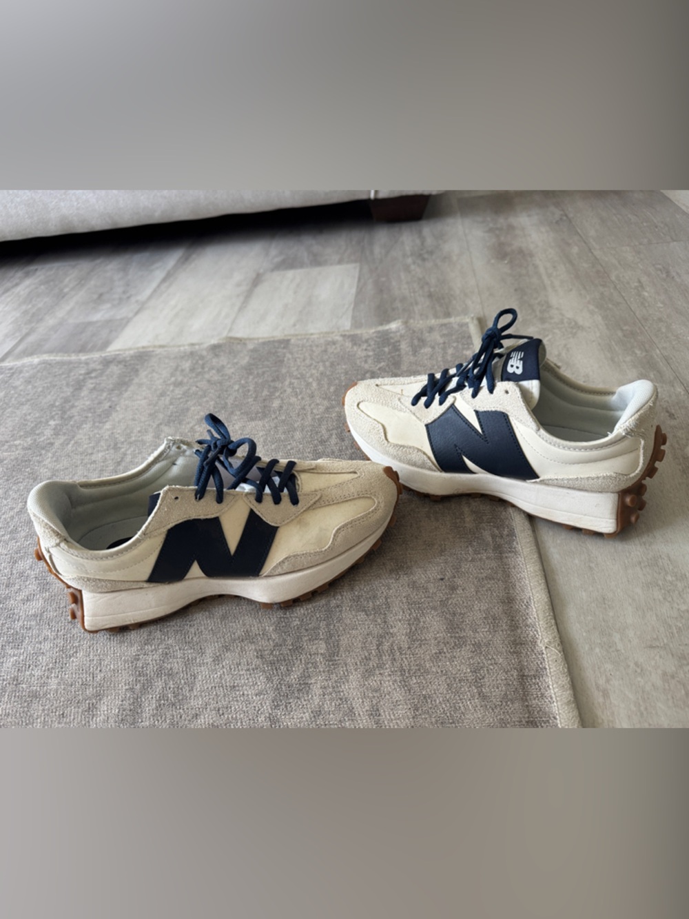 New Balance 327 Women’s Beige and Navy Casual Sneakers